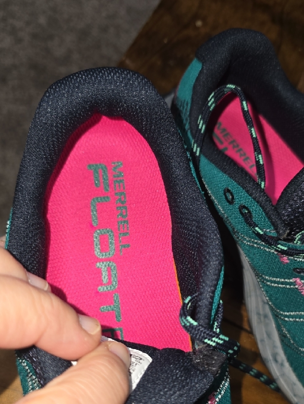 Merrell Teal and Navy Women's Trail Sneakers Size 8W - Picture 4 of 9